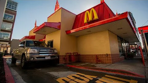 McDonald's EPS, revenue beat expectations