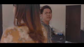 MotiforA X Def - Hujan Tanpa Gulem (official video)