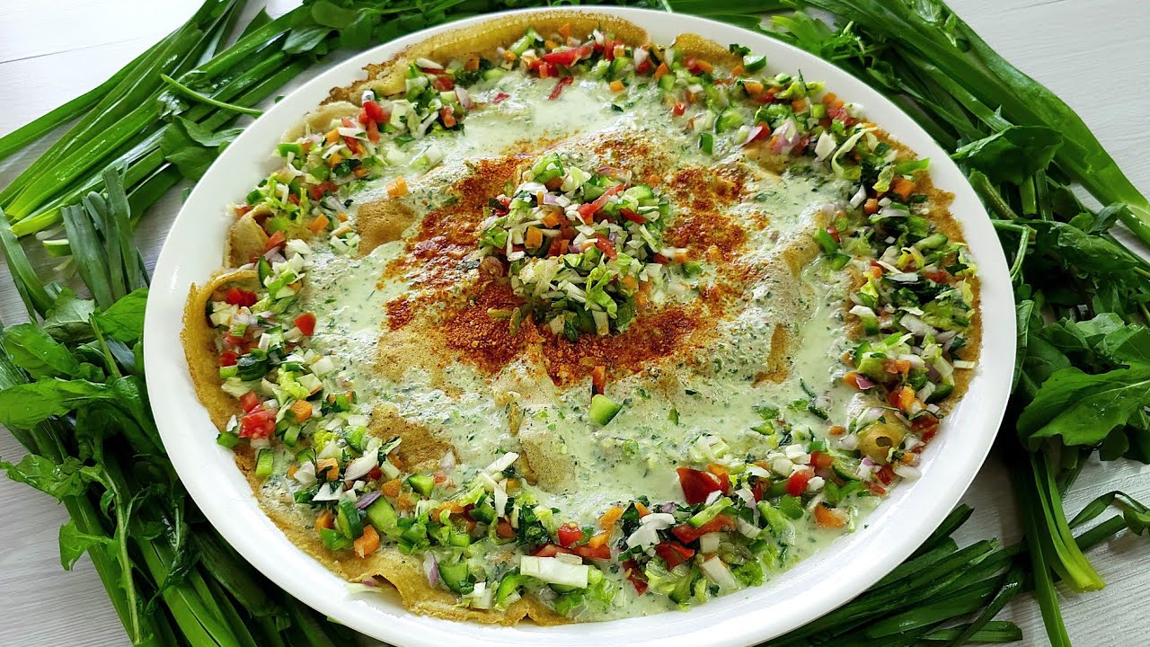 Основной йеменский обед в Рамадан: чипсы Лахух и йеменский шафут.