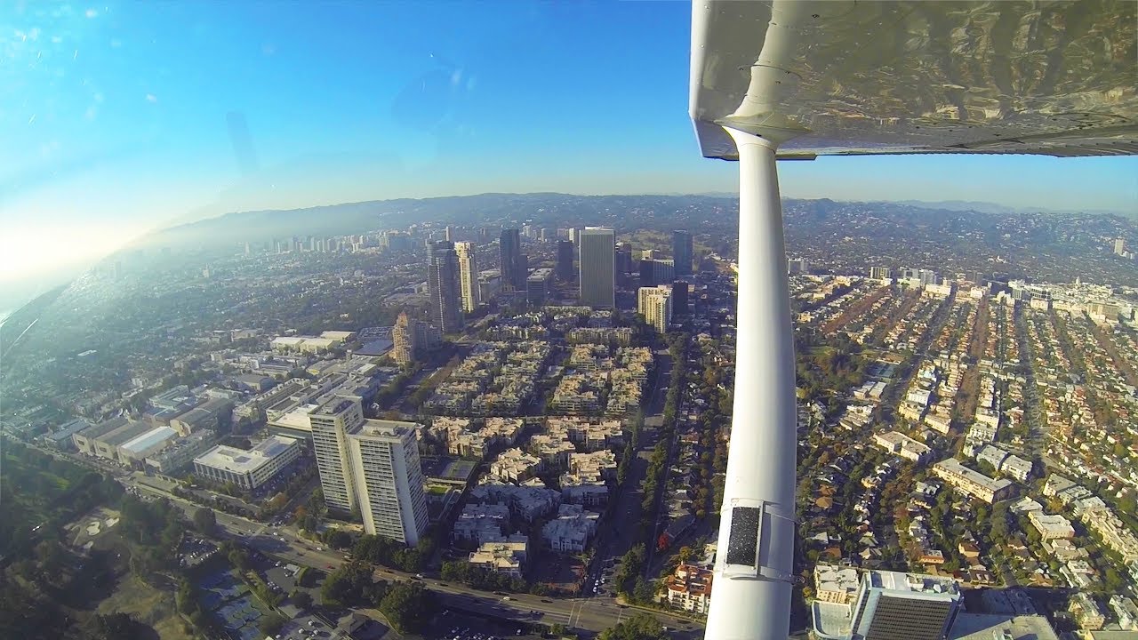 Landing at Santa Monica Airport - BUSY LAX Bravo Airspace