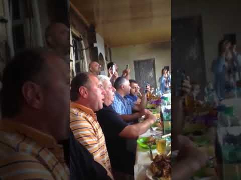 ლალე -მაგარი შესრულება სუფრაზე