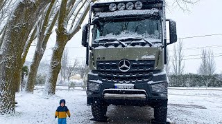 4x4 Winter Camping in Spain ► | LiveandGive4X4 surprised by snow in the morning #expeditionvehicle