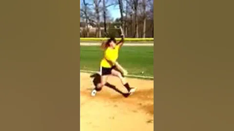 Chloe Dubocq pitching video