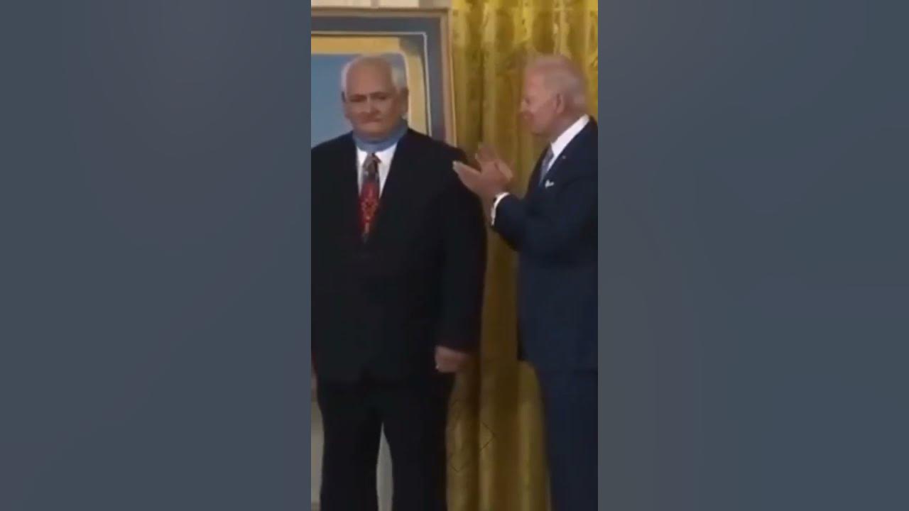Уральские пельмени про байдена и трампа. Трамп и байден уральские пельмени. Уральские пельмени дело пахнет мандарином. Уральские пельмени трамп и байден видео. Уральские пельмени байден.