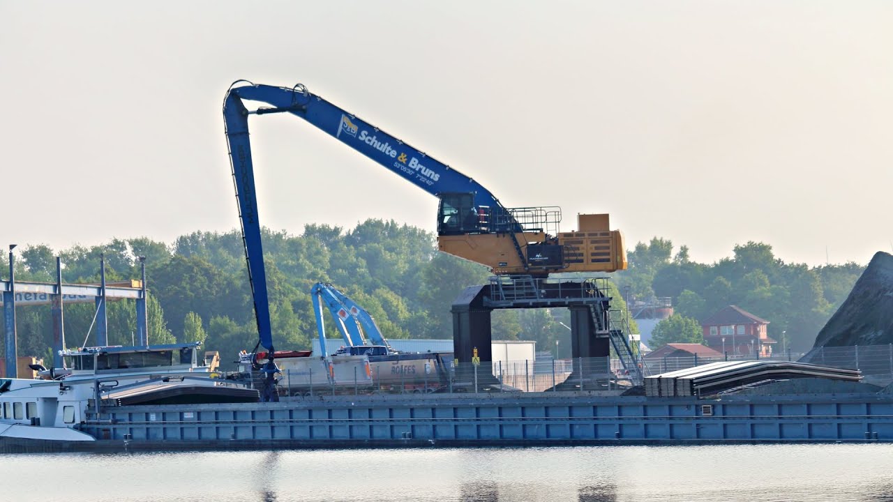 Umschlagmaschine Multidocker MH90-G / Material handler Multidocker MH90-G