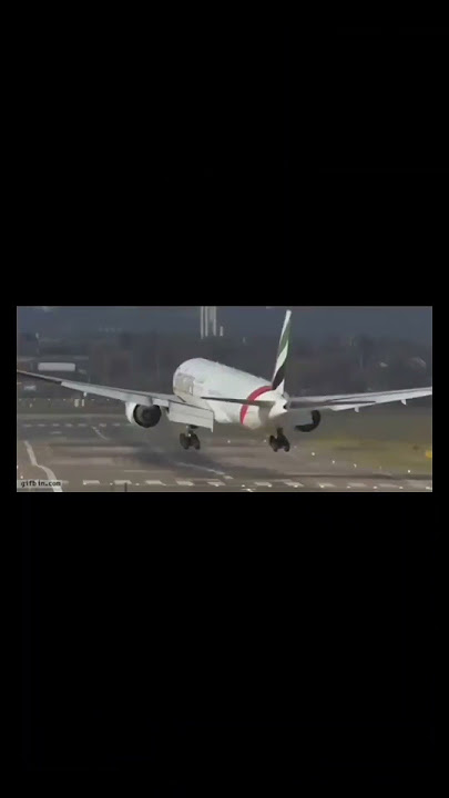 Fat Woman in Airplane 🤣 #shorts #fatwoman #comedy #funny #memes