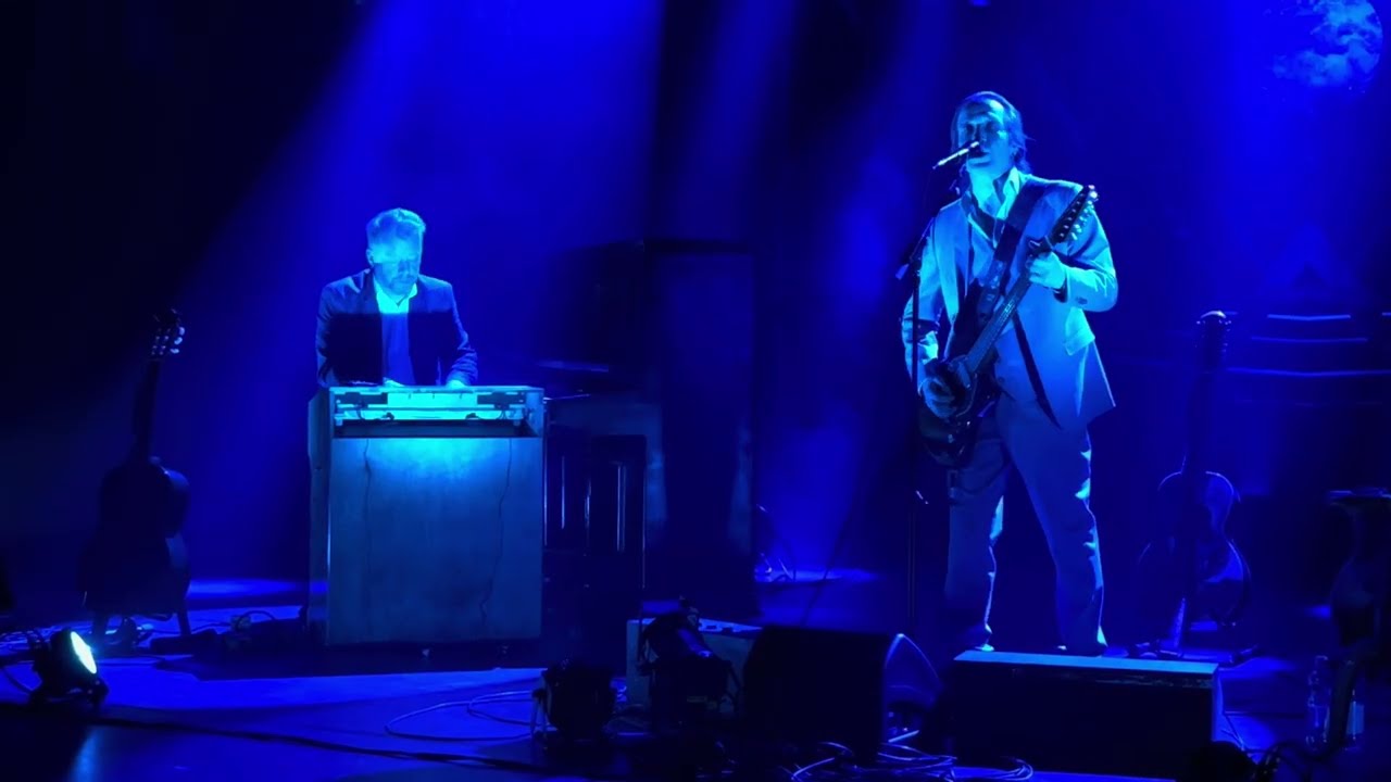 Jarkko Martikainen: Kaikki me kuolemme pian @Vuotalo 30.10.2025