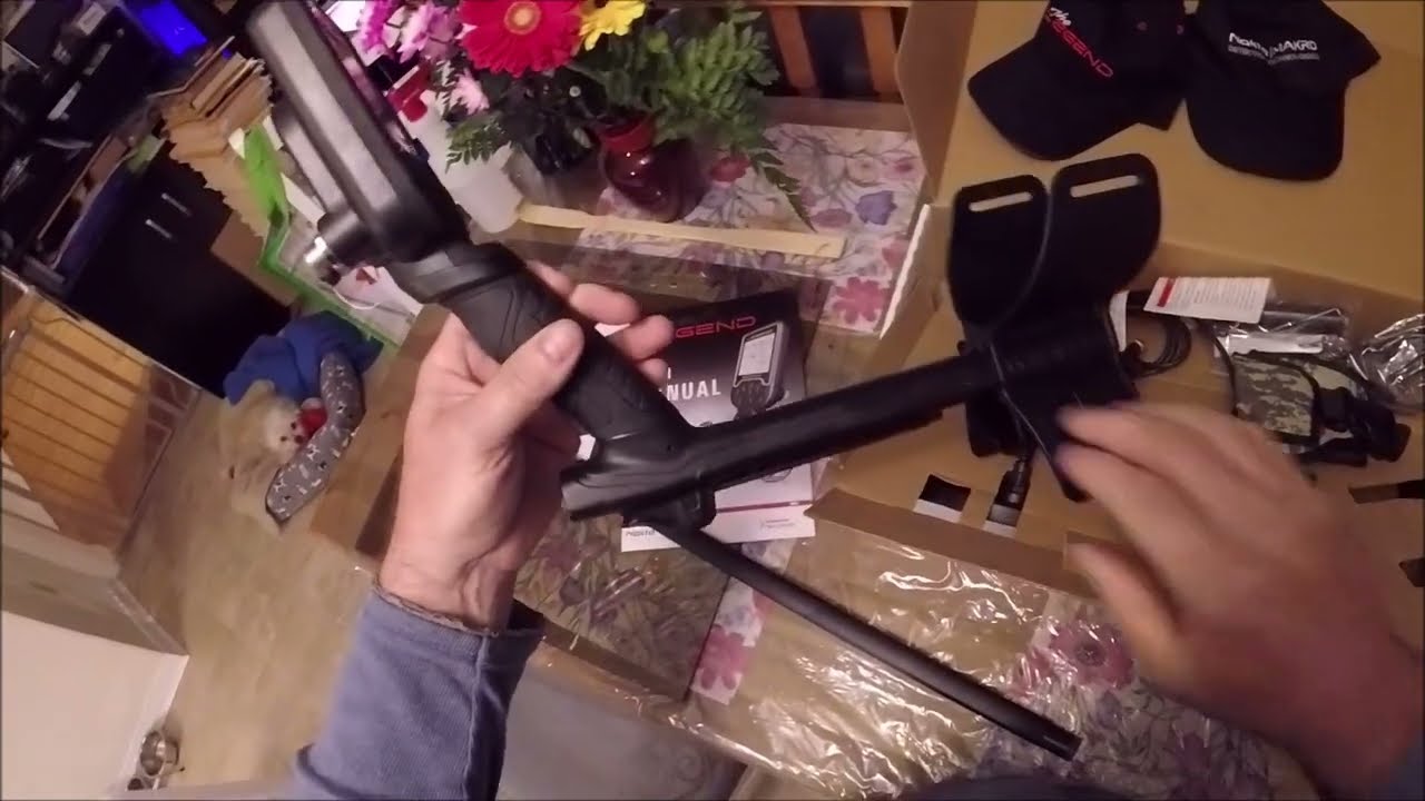 Unboxing The Legend & Beach Hunt With Old Gold