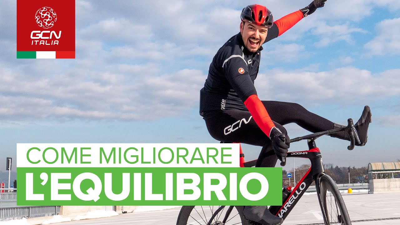 Come migliorare l'equilibrio in bici | Ciclismo per principianti - YouTube