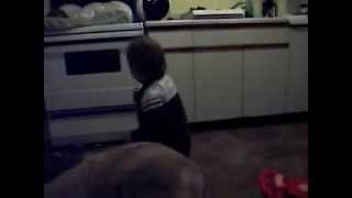 MY 16 MONTH OLD SHAKIN HIS SHITTER HAHA