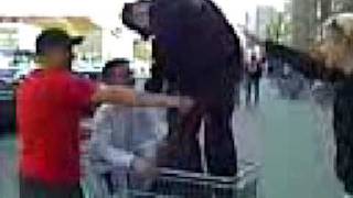 Berlin Spandau - Einkaufswagen Action Ziegelhof