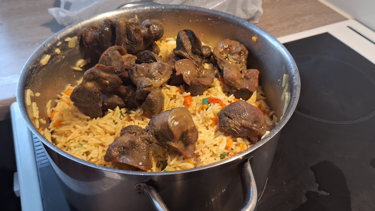 Secret of making delicious chicken gizzard coconut rice , just try it ...