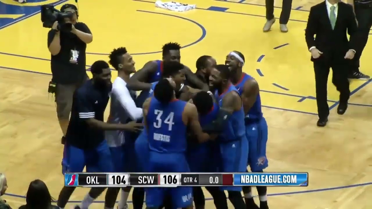 Dwight 'Bikes' Buycks Game Winner Buzzer Beater over Warriors Throwback in 2016 