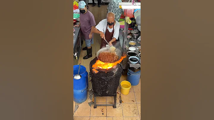 Great Grandpa Wok Skills! Popular Black Noodles! #shorts