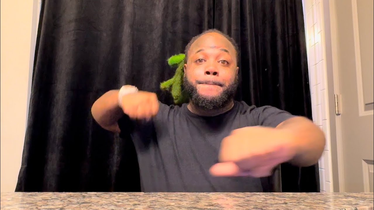 ReggieBaybee Tell Story How He Got Knocked Out In Prison 😳👊🏾