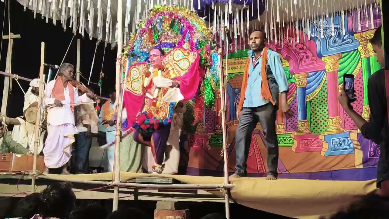 ದೇವೇಂದ್ರ ಮಹಾರಾಜ್ ಅಮರೇಶ ಪೂಜಾರಿ ದಿದ್ದಿಗಿ ಸಾಬಾದ್ ಮಾತು