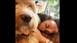 Demet Ozdemir In Her House With Sweet Pet