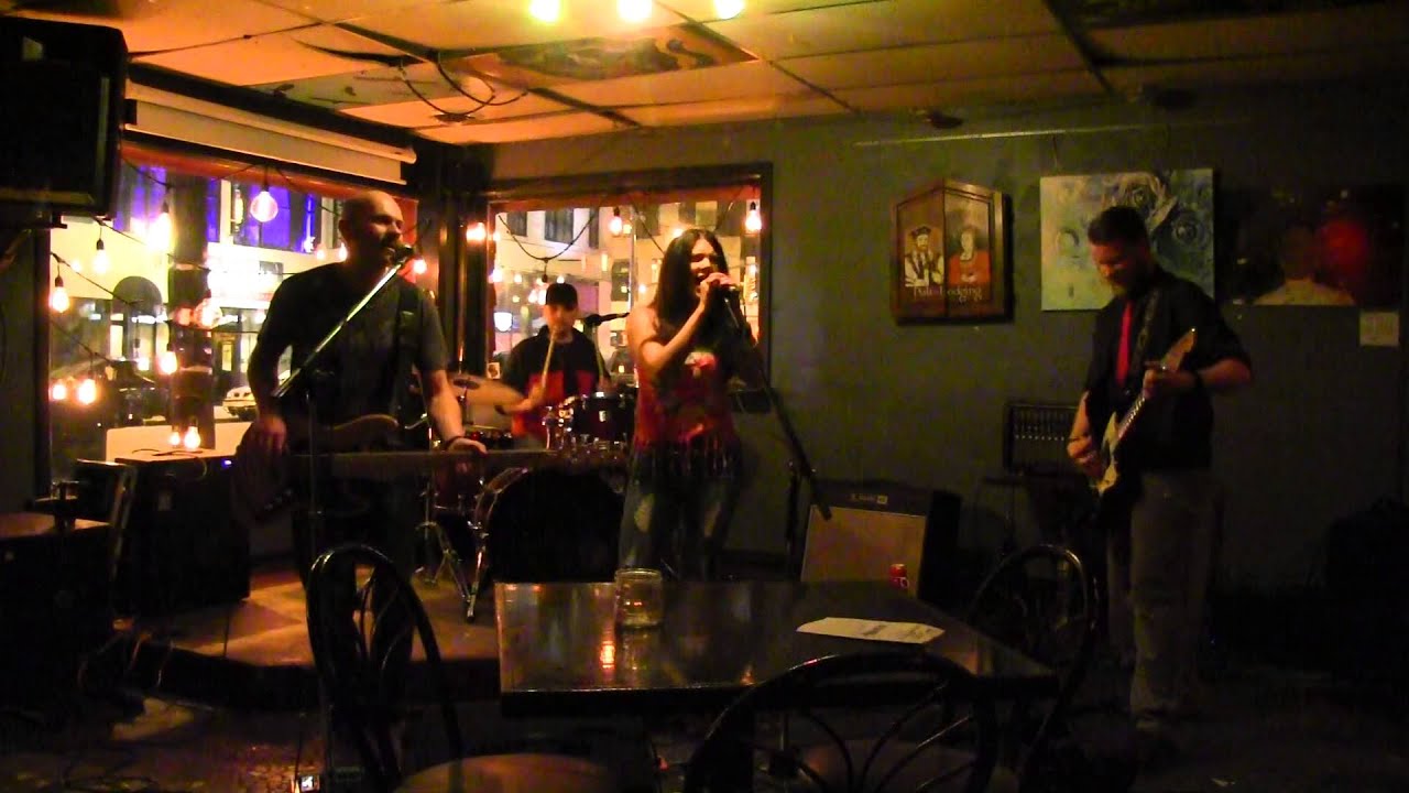 SCREWTAPE Live @ Phog Lounge wsg/Christine Nicole Campbell