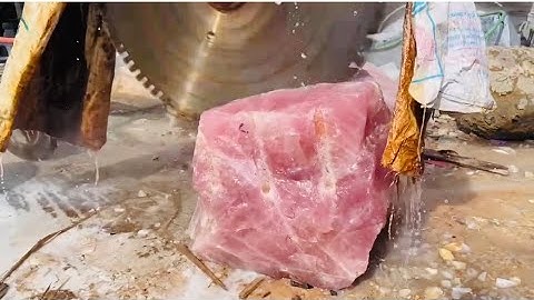 Nguồn Gốc Đá Thạch Anh Hồng Chế Tác Đá Thạch tại xưởng sản xuất. Lh zalo 0973738618