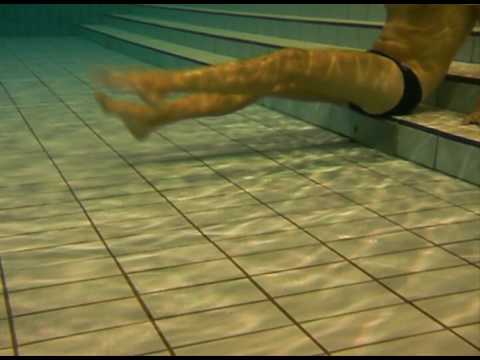 Everybodyswim, Step 3: Flutter kick (beginner)