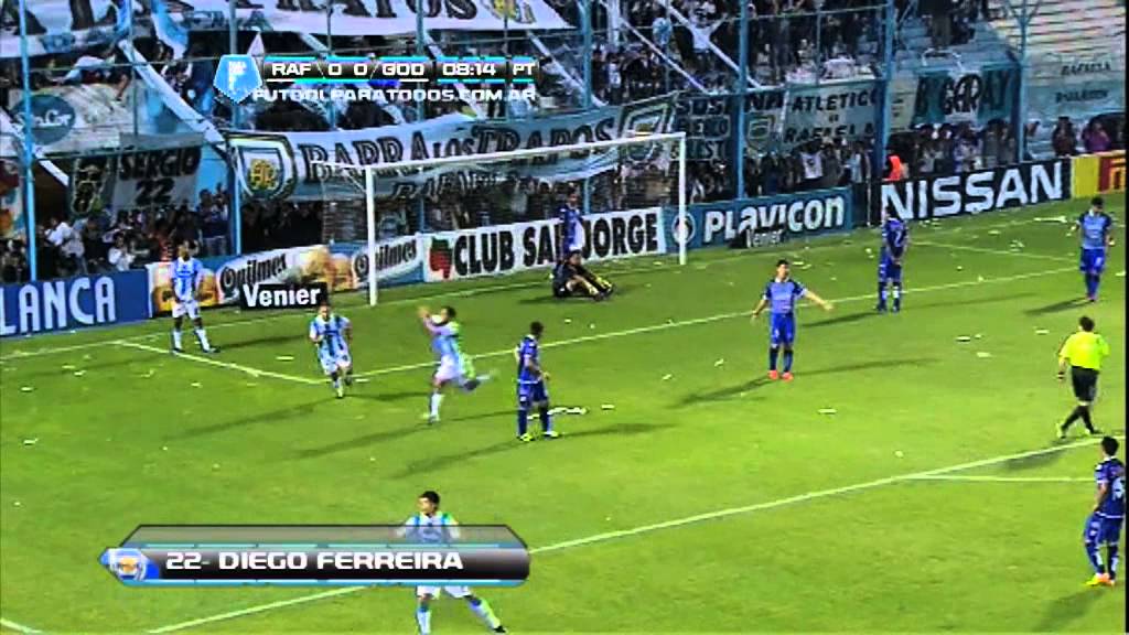 Rafaela venció a Godoy Cruz y se mantiene peleando arriba