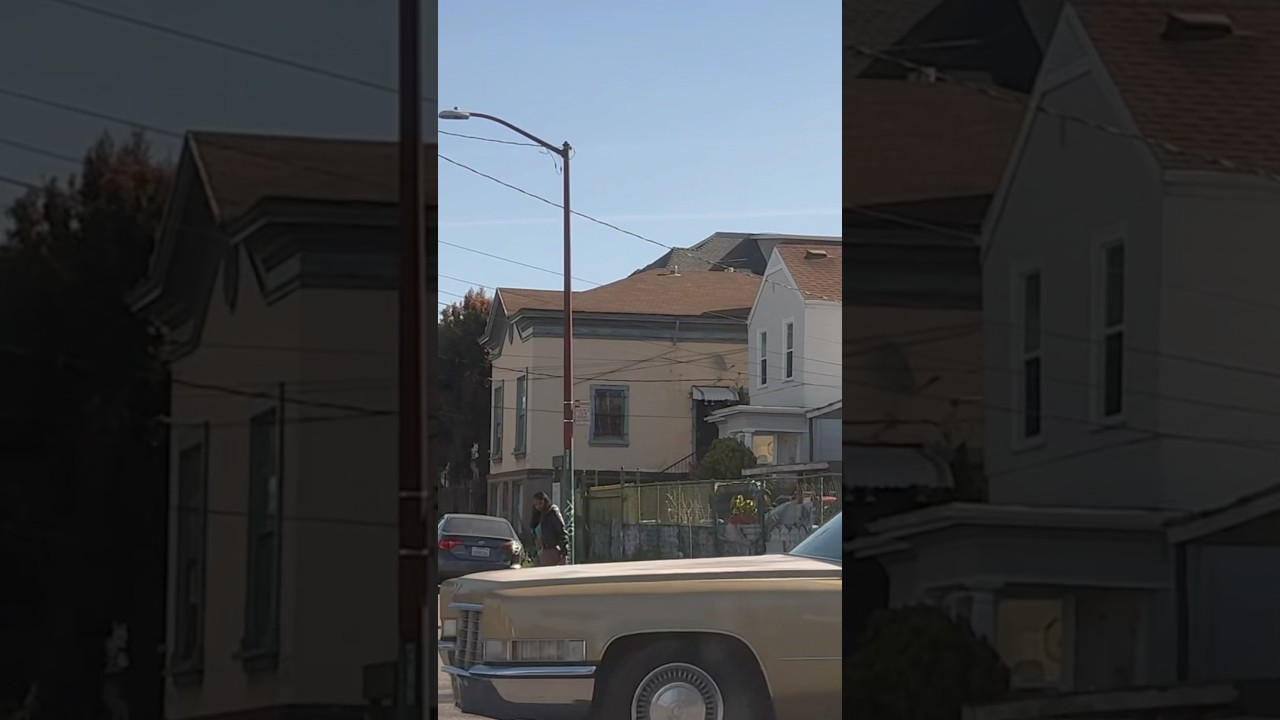 International Blvd Oakland - California Hood Tours