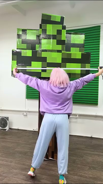 Что он хотел сделать?😅 #shorts от Вильям Бруно