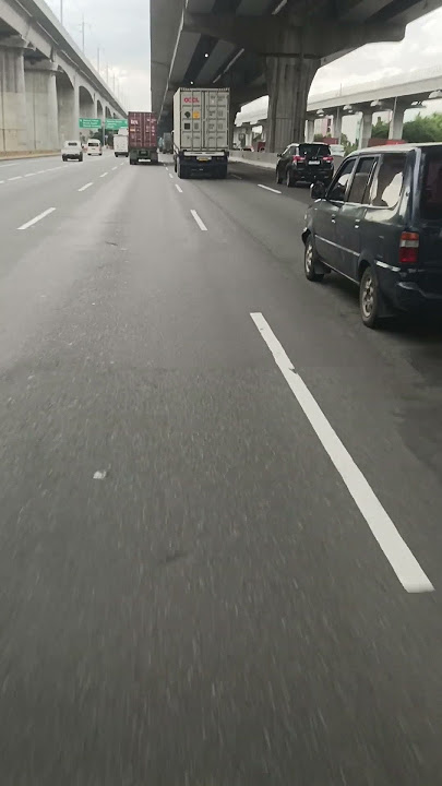 Jalan ini  penghubung. #sahabatdriver #driveranadawel #automobile #busmania #shorts