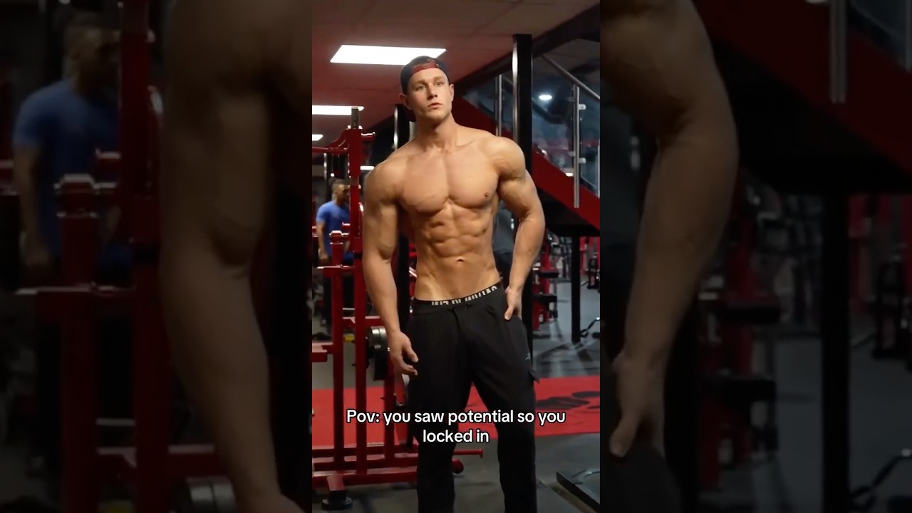 Jack Baron | Chest full, obliques defined—discipline in motion 💪🔥 