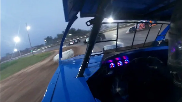 Jeffery Erickson Jr at Thunderbird raceway 7-15-21...