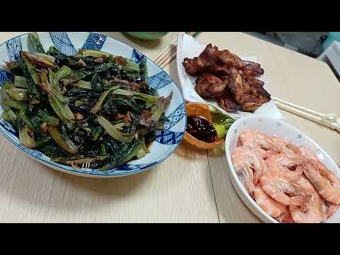#yummy fry chicken /boiled shrimps #stir fry veg..