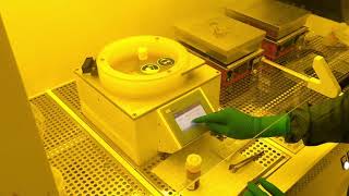 Manual spin coater Labspin Training