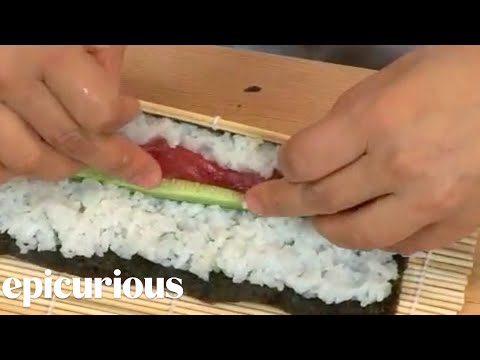 Japan: Tuna Maki - Form and slice sushi rolls