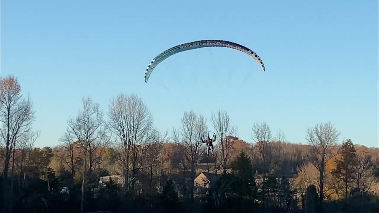 Power on landing technique helps you land soft flying a Paramotor