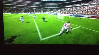FIFA 13 - Buffon what r u doing?