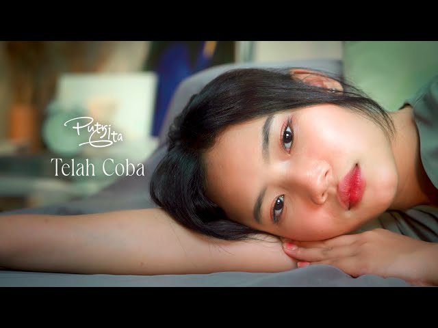Putri Gita -  Telah Coba [Official Video Lyrics] class=