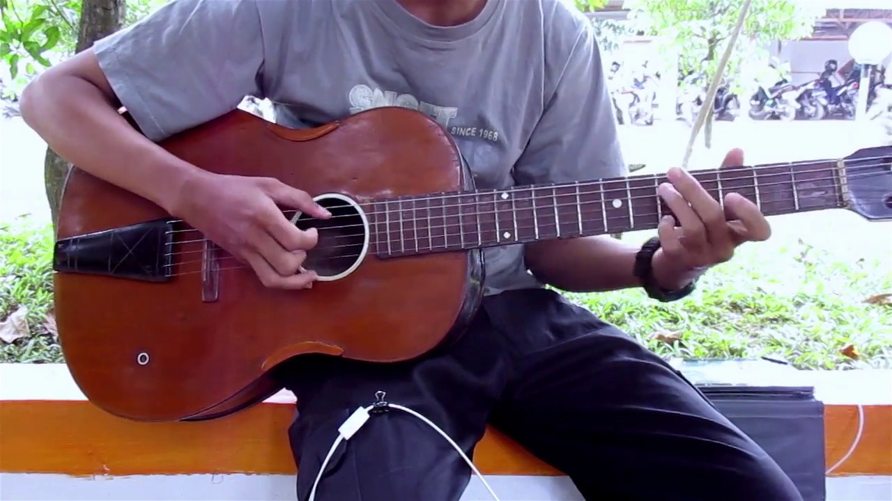 Surat Cinta Untuk Starla Cover - Eko Syarief - YouTube
