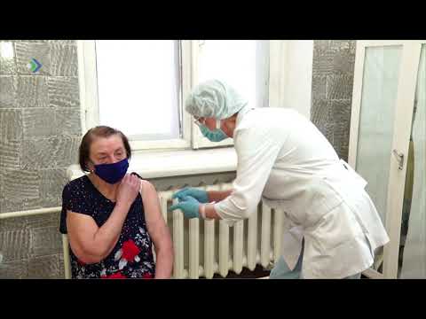 Во всех городах Коми продолжается массовая вакцинация против коронавируса