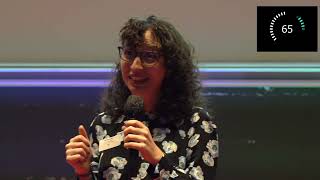 MT180 Édition 2022 - Finale HESAM Université - Hanifa BOUZIRI (1er prix du jury)
Finale HESAM Université pour MT180 Edition 2022 (8.03.2022) - Hanifa BOUZIRI (Doctorante au Cnam) - Sujet de thèse Évaluation du fardeau des troubles musculosquelettiques à l’horizon 2040 par modélisation dynamique.
🏆 1er prix du jury.
📚 HESAM Université présente 10 doctorant·e·s & jeunes docteur·e·s des écoles doctorales Abbé Grégoire et Sciences des Métiers de lIngénieur qui travaillent sur des sujets de thèses très variés allant de la biomécanique, au génie industriel, à la mécanique, au design et prospective, à la bio-informatique, aux sciences de léducation, à la santé, à l’informatique et à l’énergie.
La Finale HESAM Université du concours « Ma thèse en 180 secondes » s’est tenue le mardi 8 mars 2022, en présentiel, lors d’un événement organisé dans lAmphithéâtre Paul Painlevé du Conservatoire national des arts et métiers.
🔔 Vous pouvez dès à présent visualiser les prestations de tous nos doctorants sur notre chaîne : https://www.youtube.com/user/PREShesam
Pour plus d’informations : www.hesam.eu/mt1802022. MT180 Édition 2022 - Finale HESAM Université - Hanifa BOUZIRI (1er prix du jury)