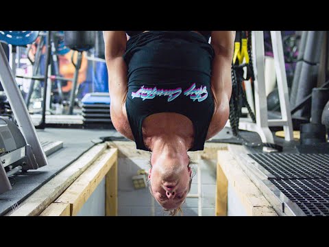 Rob Van Dam’s one-of-a-kind workout: WWE Icons extra