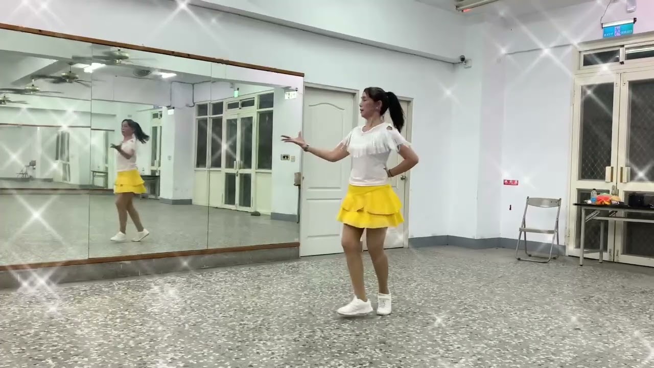 百合單人舞~舞曲~一朵情花開(古典廣場舞~舞蹈示範~莊秀枝老師~感謝編舞~邱利珍老師！