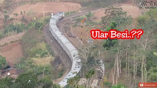 Banyak Tikungan, Kereta Api Meliuk Tajam Di Lebak Jero - Hunting Spot Extreme VLOG