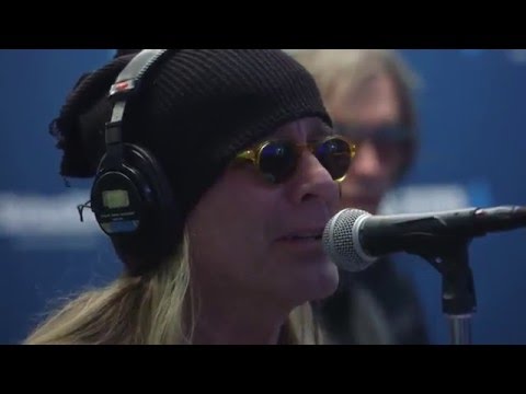 Cheap Trick "I Want You To Want Me" Live @ SiriusXM // Classic Rewind