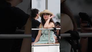 Captivating Look: Mesmerizing Gaze that Steals the lens