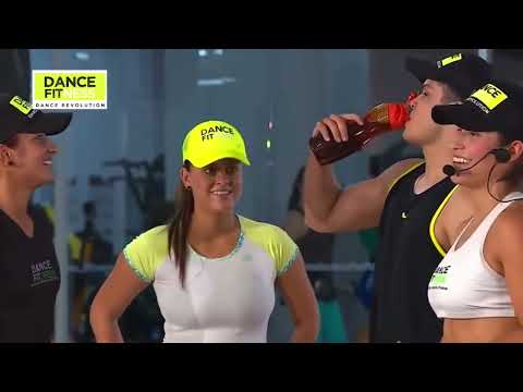 Dance Fitness con Jenifer Varela