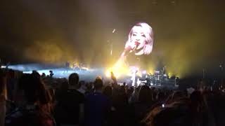 Marie-Mai - Différents Centre Vidéotron