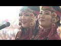 Hindistan’da sokağa çıkma yasağına uymayanlara sopayla ...