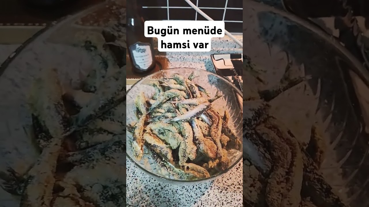 Bugün değişiklik olsun diye hamsi kızarttım yanına da soğan #yemektarifi #hamsika #viralvideo Bugün değişiklik olsun diye hamsi kızarttım yanına da soğan #yemektarifi #hamsika #viralvideo