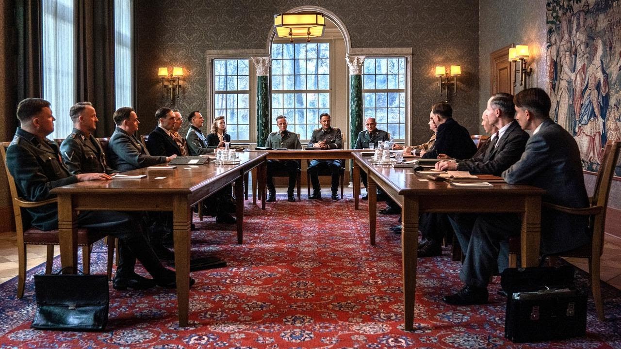 Die Teilnehmer der Wannsee-Konferenz, oder: War Adolf Hitler auf der Besprechung am Wannsee?