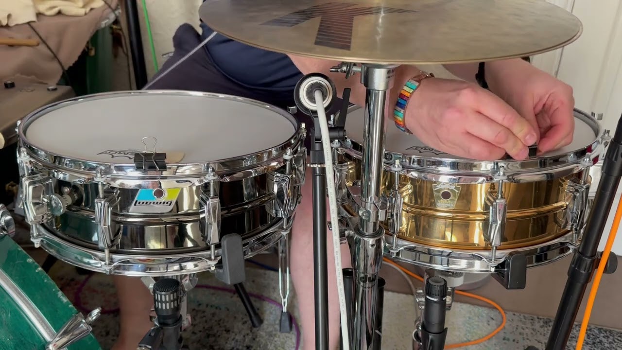 Ludwig Black Beauty 14"x5" VS Ludwig Bronze 14"x5"